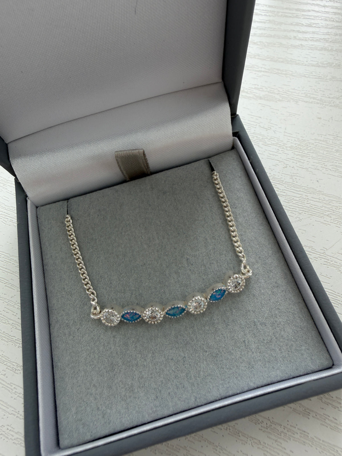 Marquise Bar Pendant