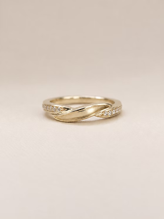 Solid 9ct Gold Lasting Promise Ring