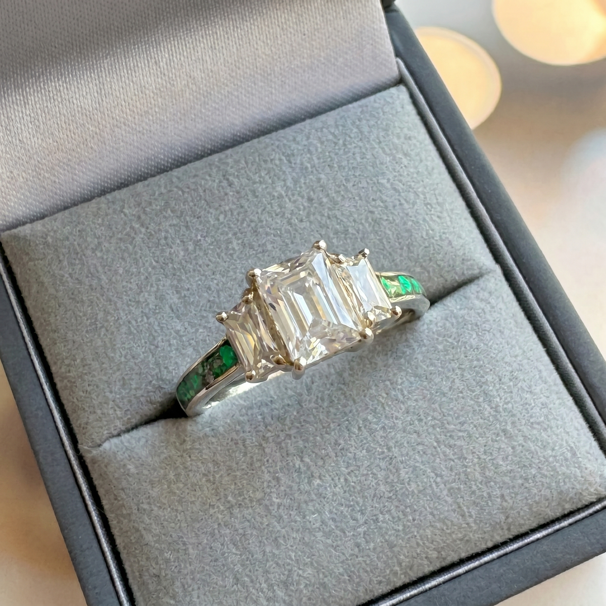 Amazing Grace Ring, suitable for 2 sets of inclusions