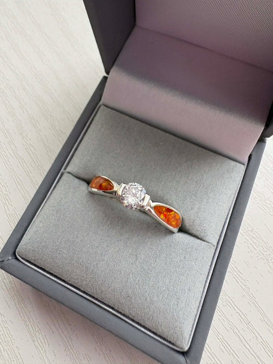 Timeless Solitaire Ring, suitable for 2 sets of inclusions